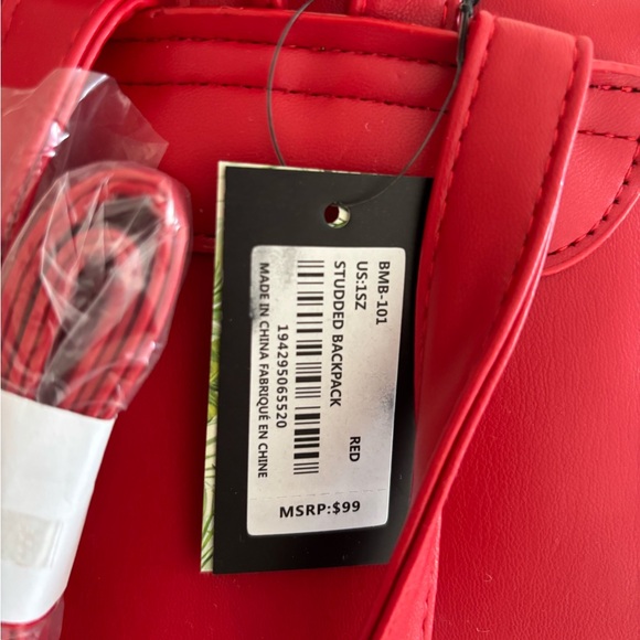 🎁Badgley Mischka Red Quilted Backpack NWT - Picture 3 of 4